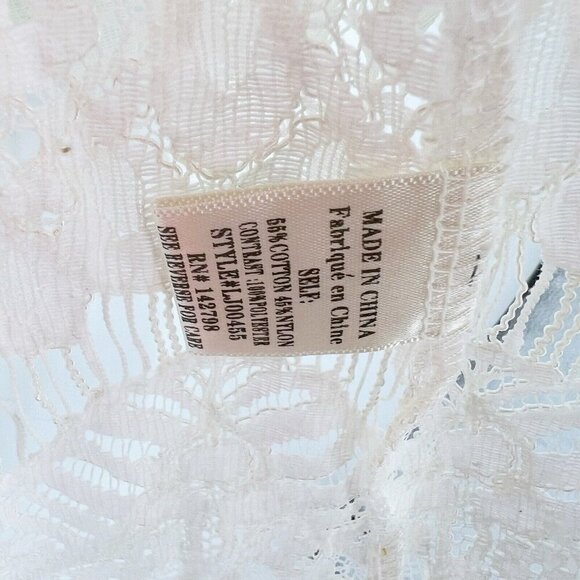 NWT Loveriche White Eyelash Lace Pom Pom Boho Cardigan Topper Small Festival - Picture 4 of 6